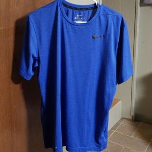 NIKE Dri-Fit size Large